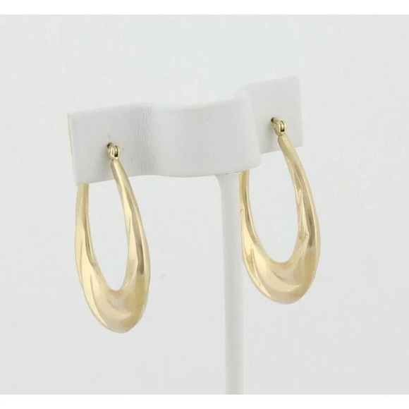 14k Yellow Gold Hollow Oval Hoop Earrings 1 1/2" Long Hoops - Picture 6 of 8